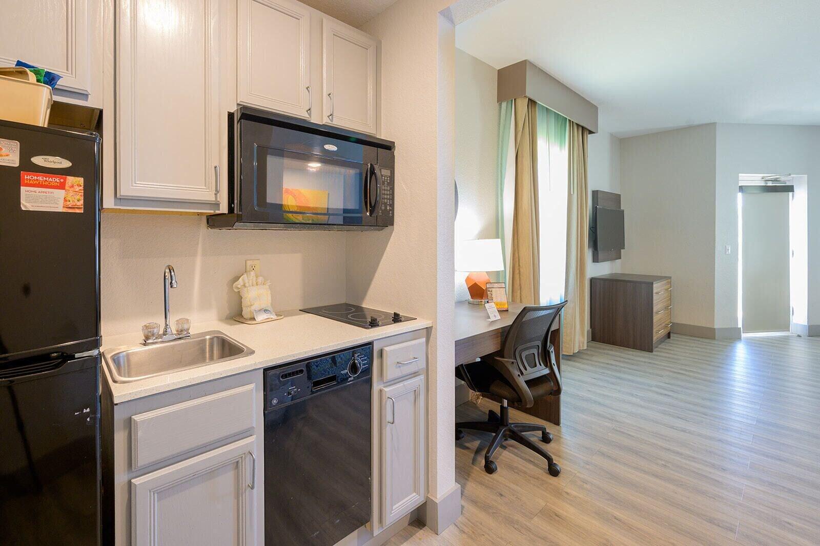 Hawthorn Extended Stay By Wyndham Panama City Beach Upper Grand Lagoon Eksteriør bilde