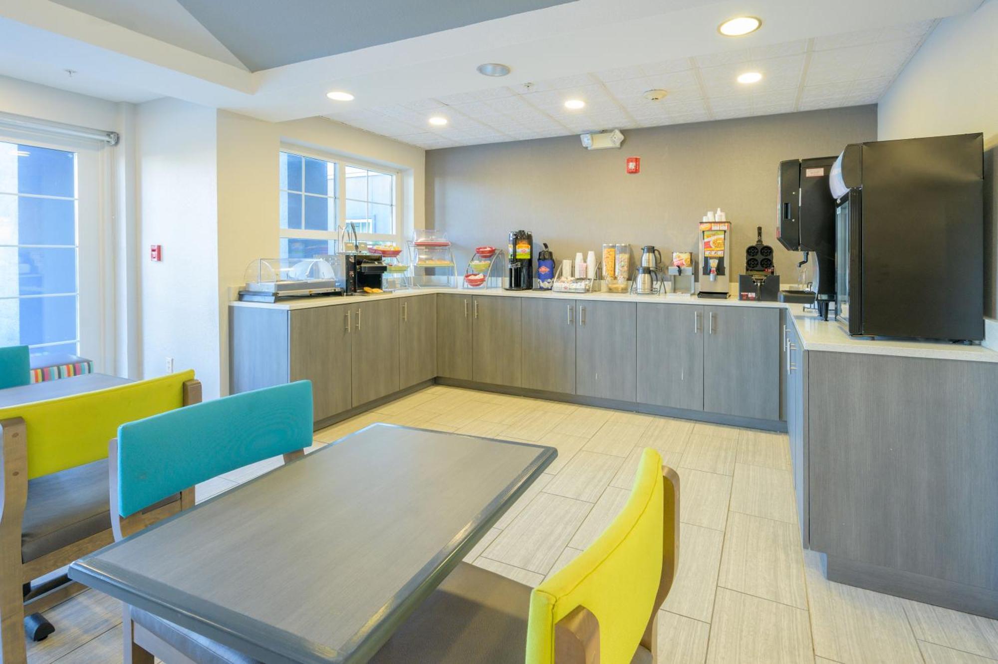 Hawthorn Extended Stay By Wyndham Panama City Beach Upper Grand Lagoon Eksteriør bilde