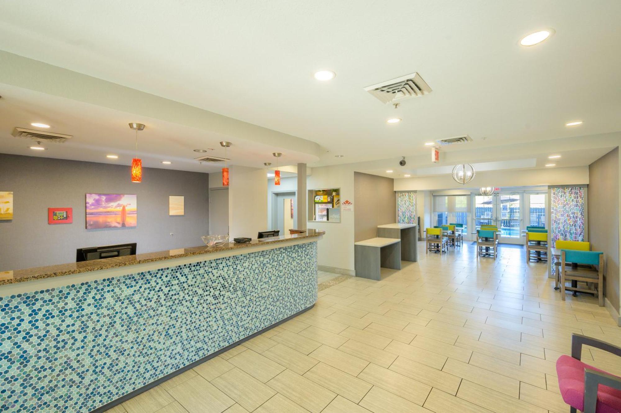 Hawthorn Extended Stay By Wyndham Panama City Beach Upper Grand Lagoon Eksteriør bilde